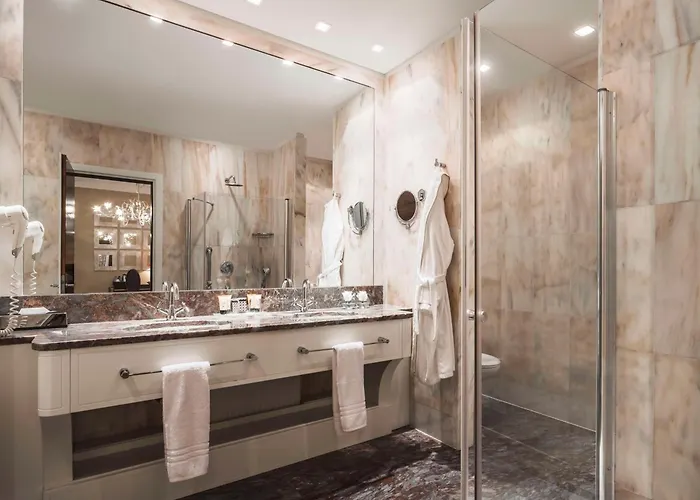 Premium King Room
